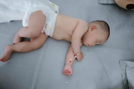 凤城宝宝为什么不说话