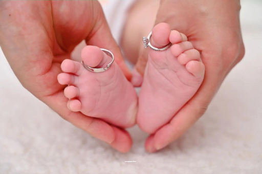 凤城孕妇六个月肚子多大